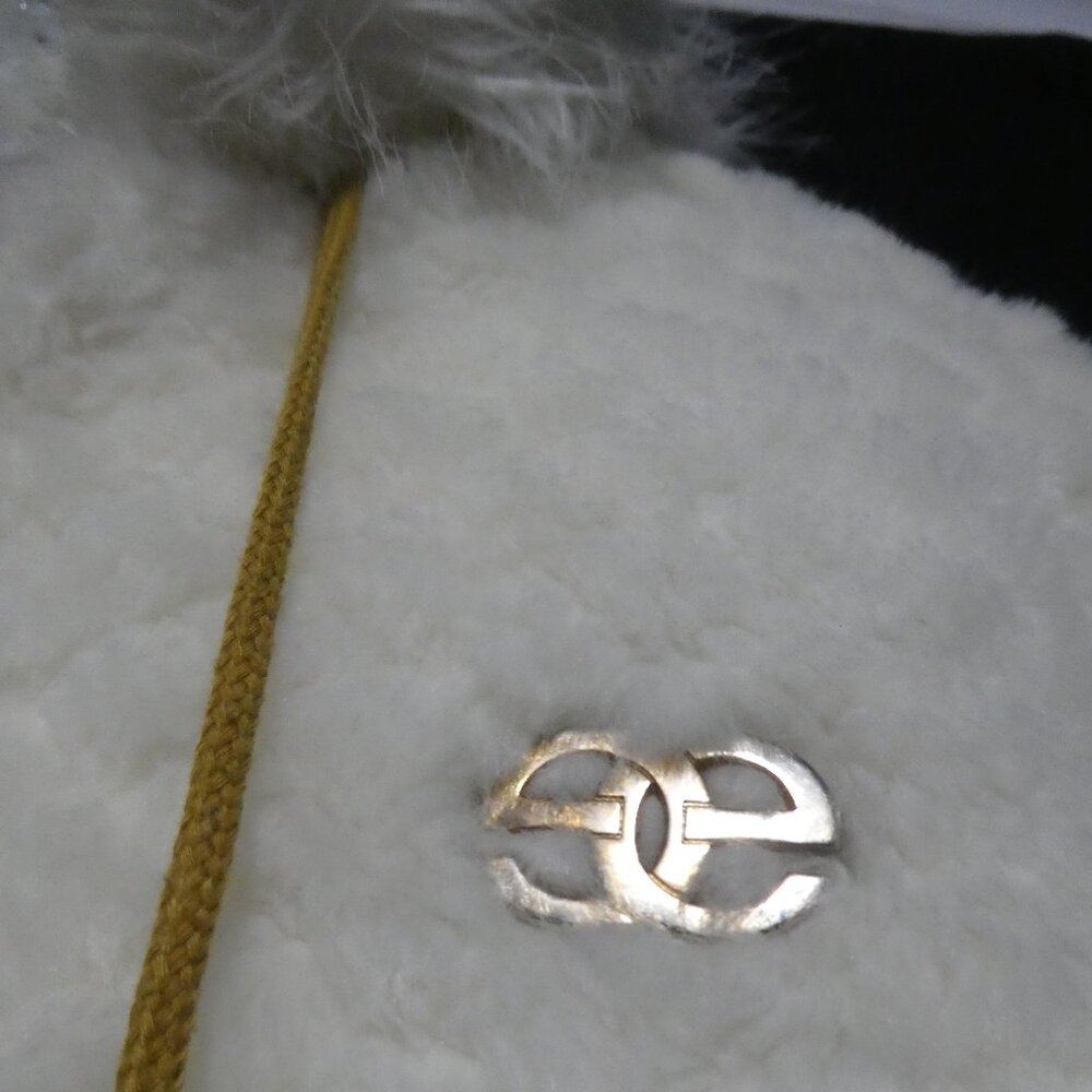 ECKO UNLTD RED | White Quilted Faux Fur Jacket with Pom Pom Hood Drawstring - Picture 7 of 16